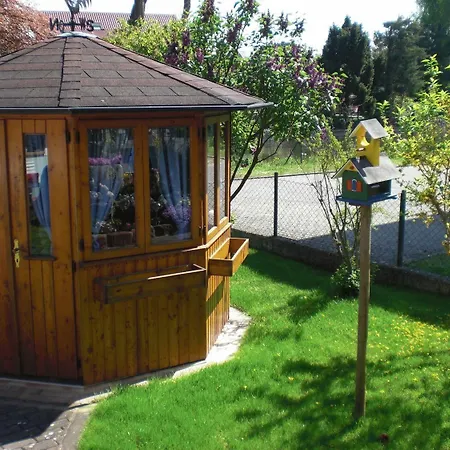 Gaestehaus Alwin Diebold - 5 Gehminuten Zum Europapark בית הארחה רוסט